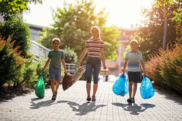 Best Garage Cleanout Services  in Struthers, OH