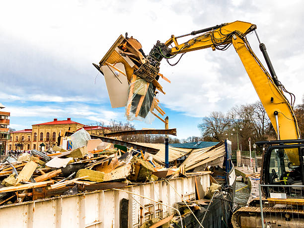 Trusted Struthers, OH Junk Removal Experts